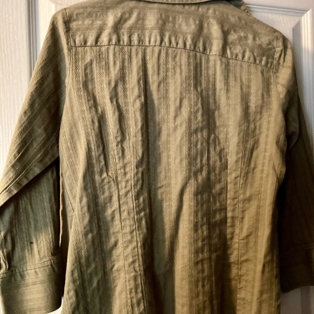 Foxcroft Women's Khaki/Olive Shirt - Picture 4 of 10